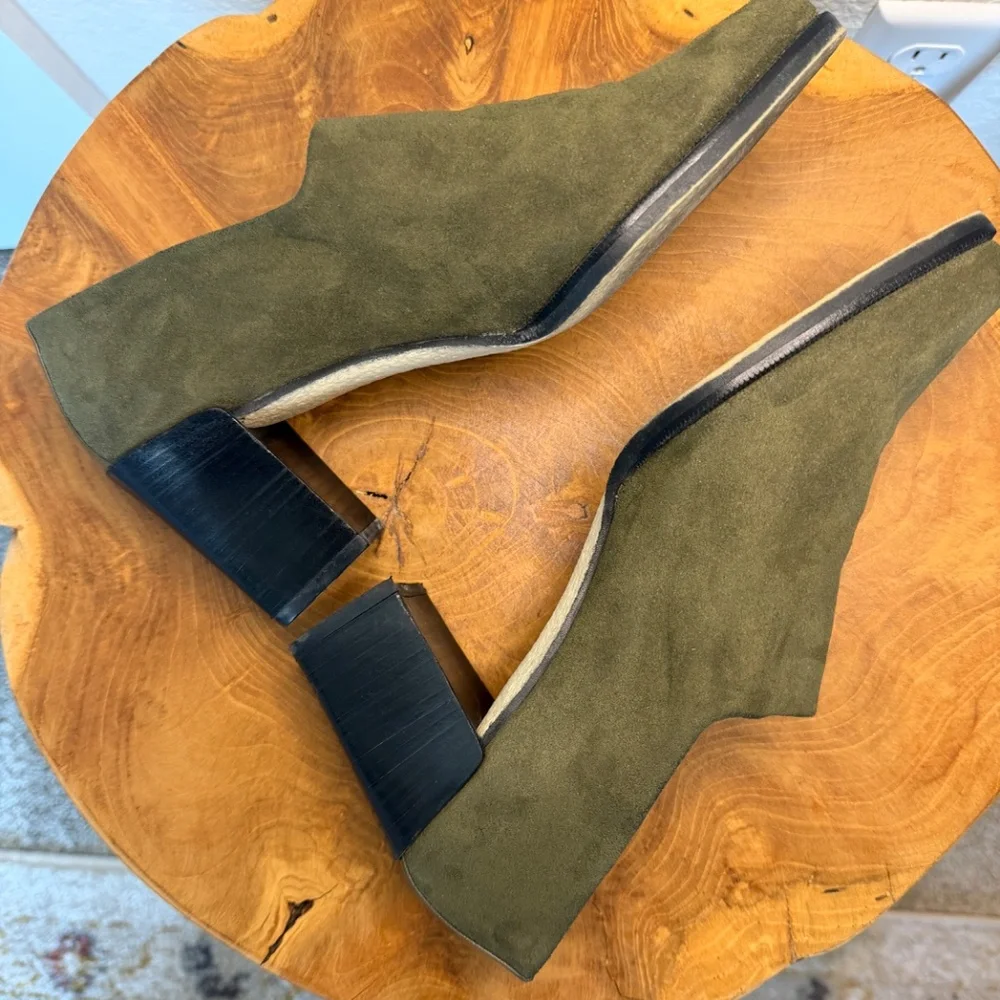 Donald J Pliner Olive Green Block Heel Shoes Booties Shooties Womens‎ sz 7